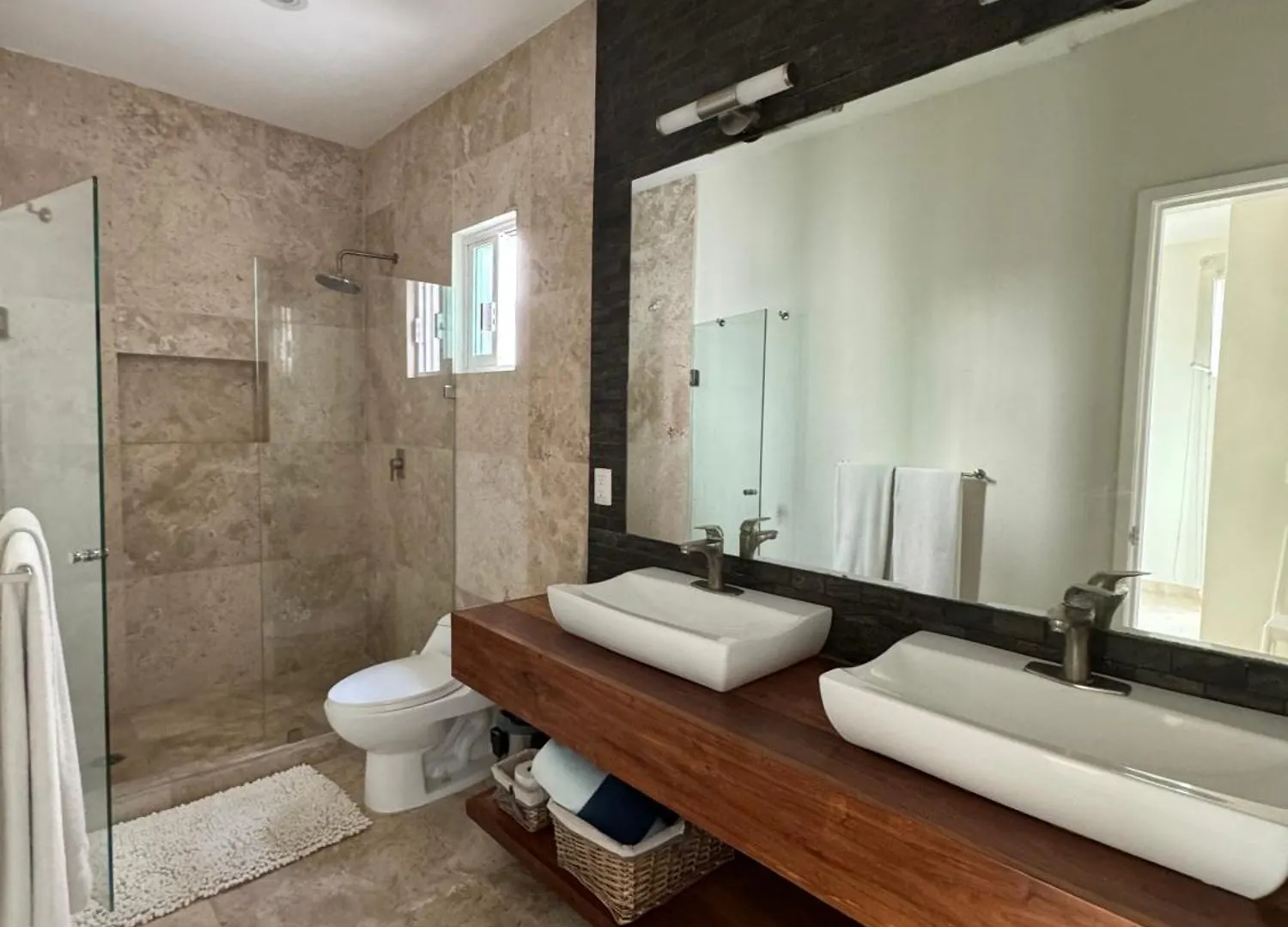 Apartamento Moderno Y Amplio Sobre 5Ta Av Playa del Carmen