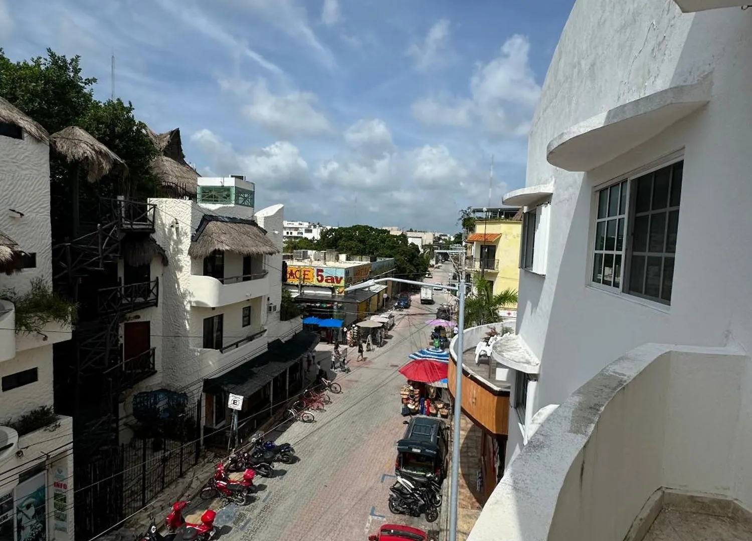 Apartamento Moderno Y Amplio Sobre 5Ta Av Playa del Carmen
