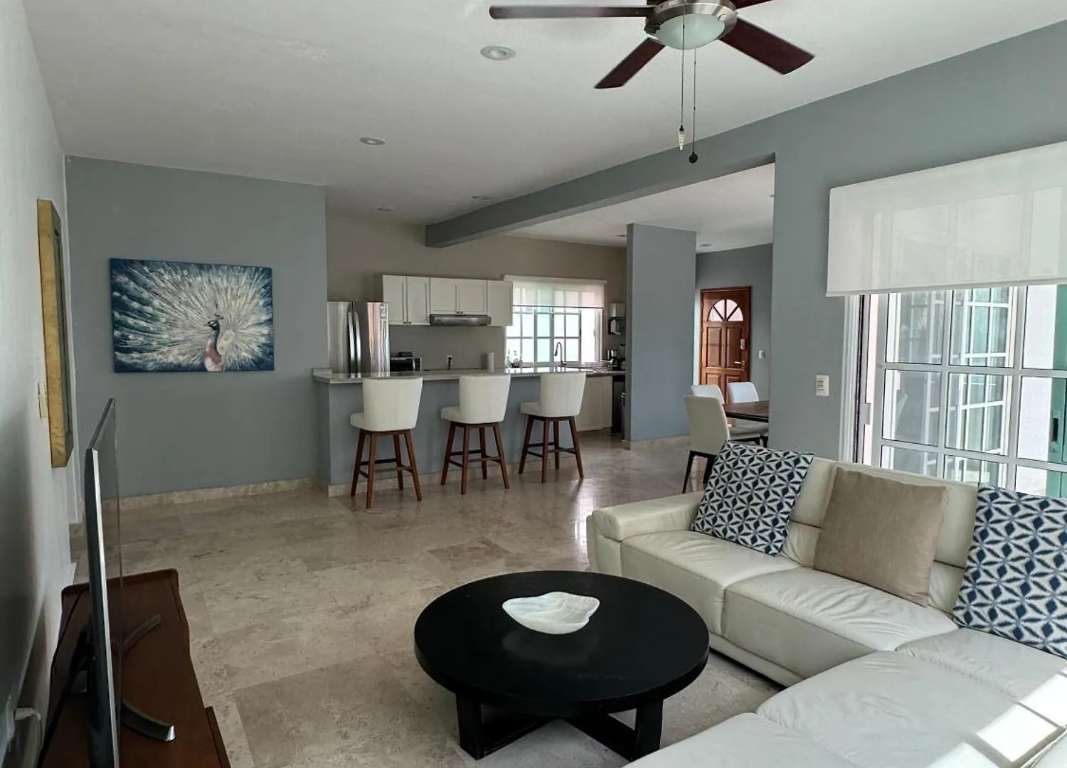 Apartamento Moderno Y Amplio Sobre 5Ta Av Playa del Carmen